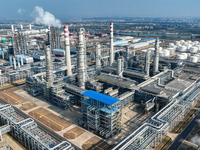  Raffinage du p&eacute;trole et traitement chimique 